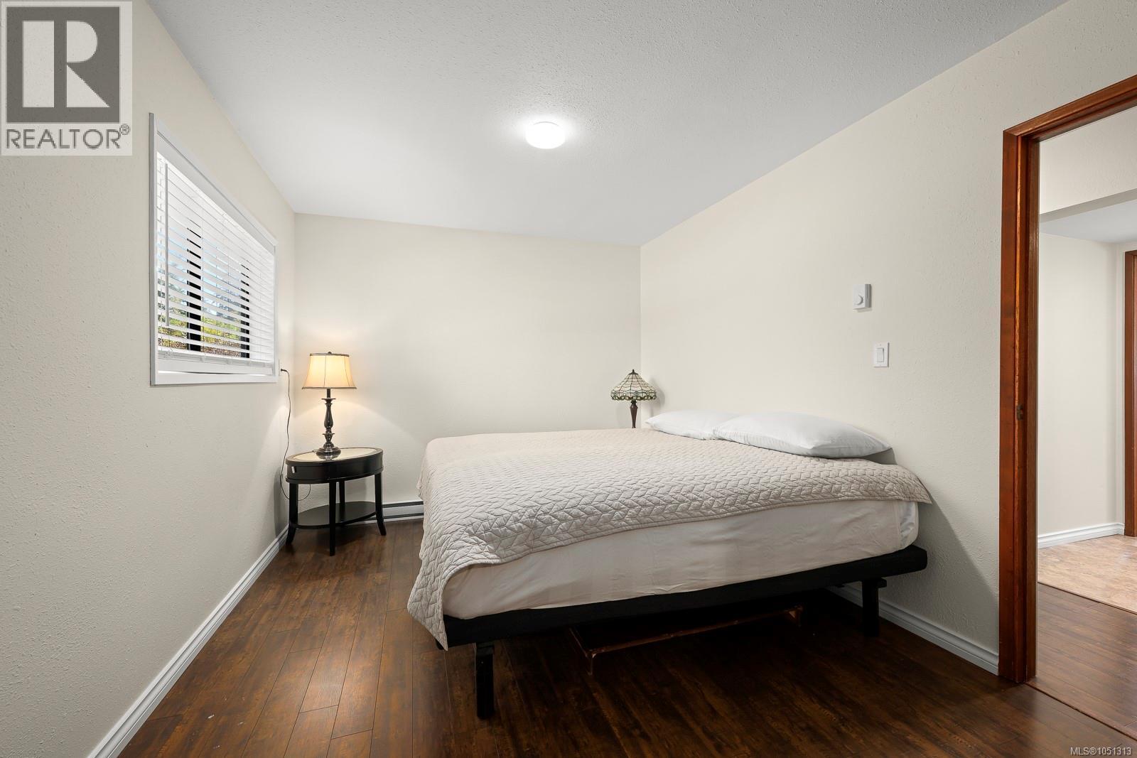 4344 Briardale Rd - Image 32