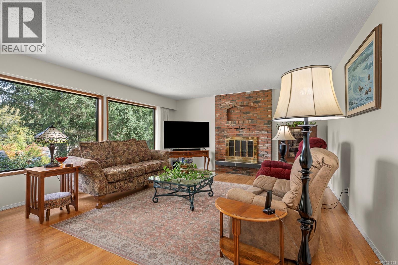 4344 Briardale Rd - Image 8