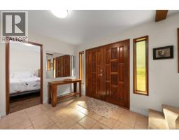 4344 Briardale Rd, Royston, BC V9N9R7 Photo 24