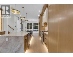 2328 54 Avenue SW - photo 14