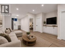 2328 54 Avenue SW - photo 33