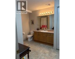 24 Erie Glen Crescent, Leamington, ON N8H5K2 Photo 12