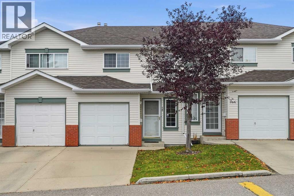 58 Country Hills Villas NW, Calgary