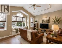 30 Discovery Ridge Gardens SW - photo 1
