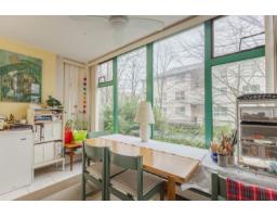 207 15466 North Bluff Road, White Rock, BC V4B3G1 Photo 10