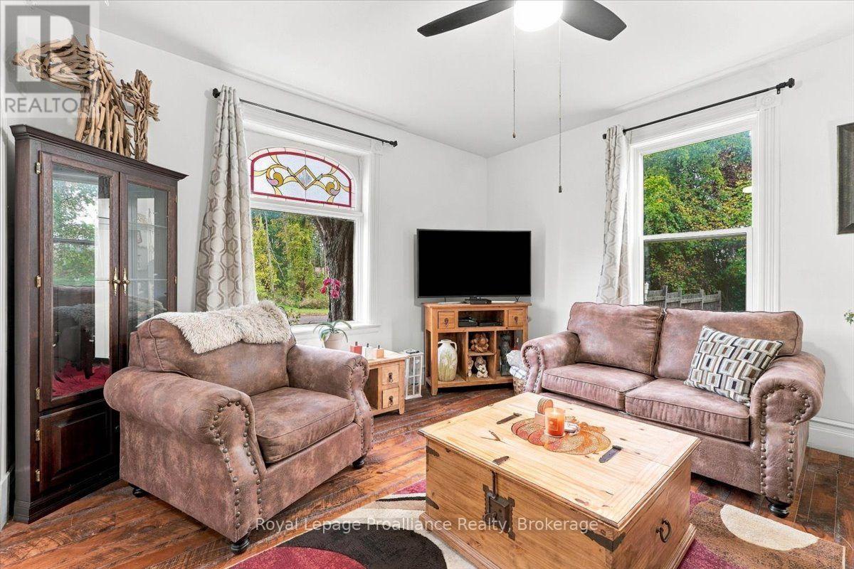1330 RAPIDS ROAD - 15