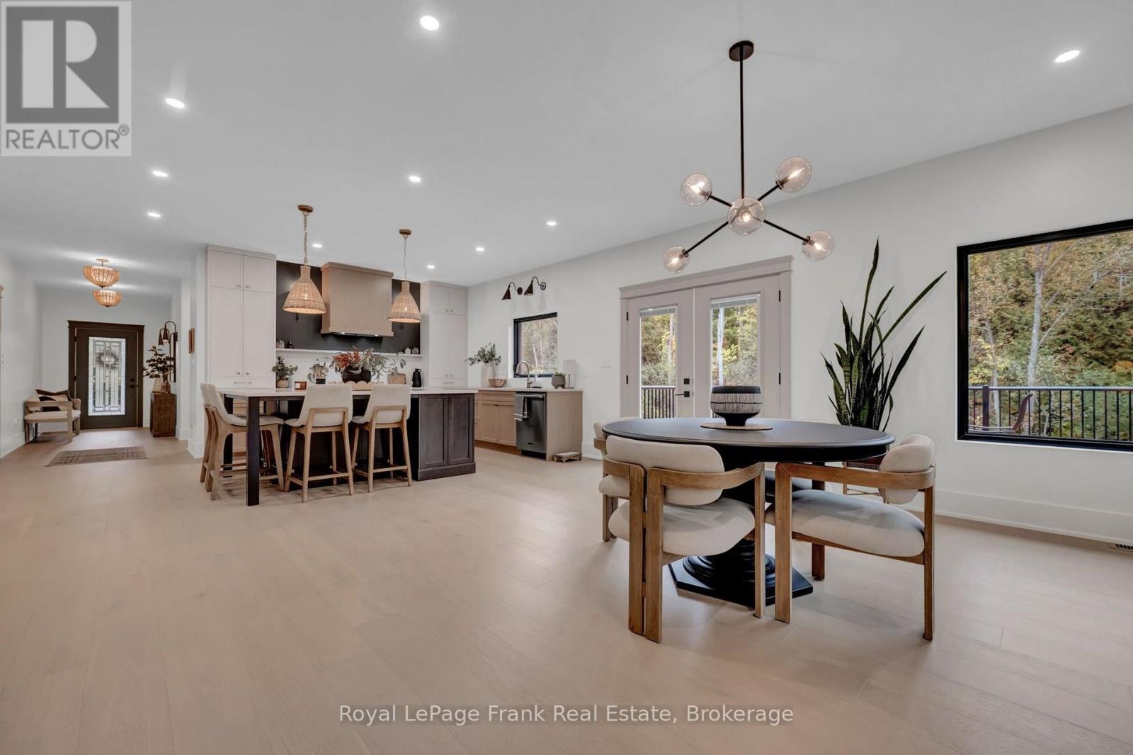 663 FORD CRESCENT - 9
