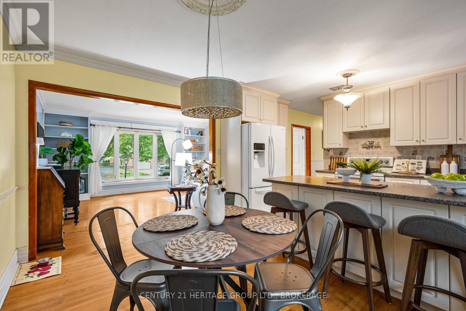 413 MAPLE RIDGE DRIVE - Image 14