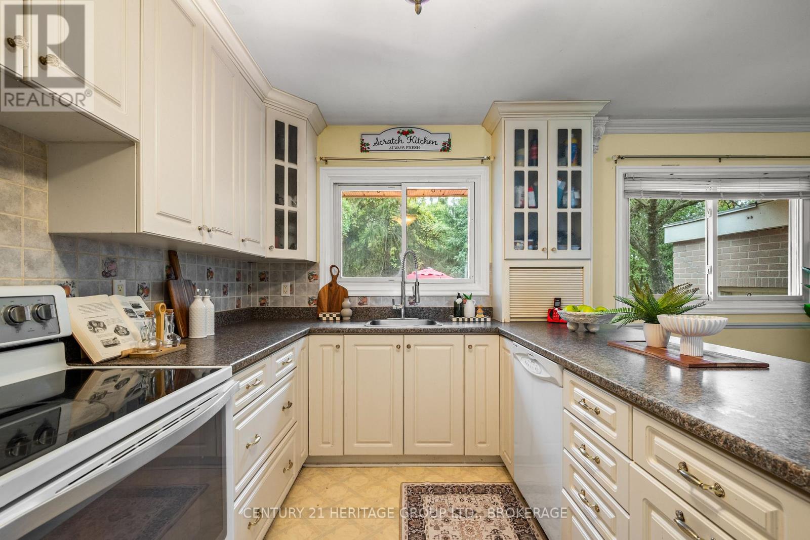 413 MAPLE RIDGE DRIVE - Image 15