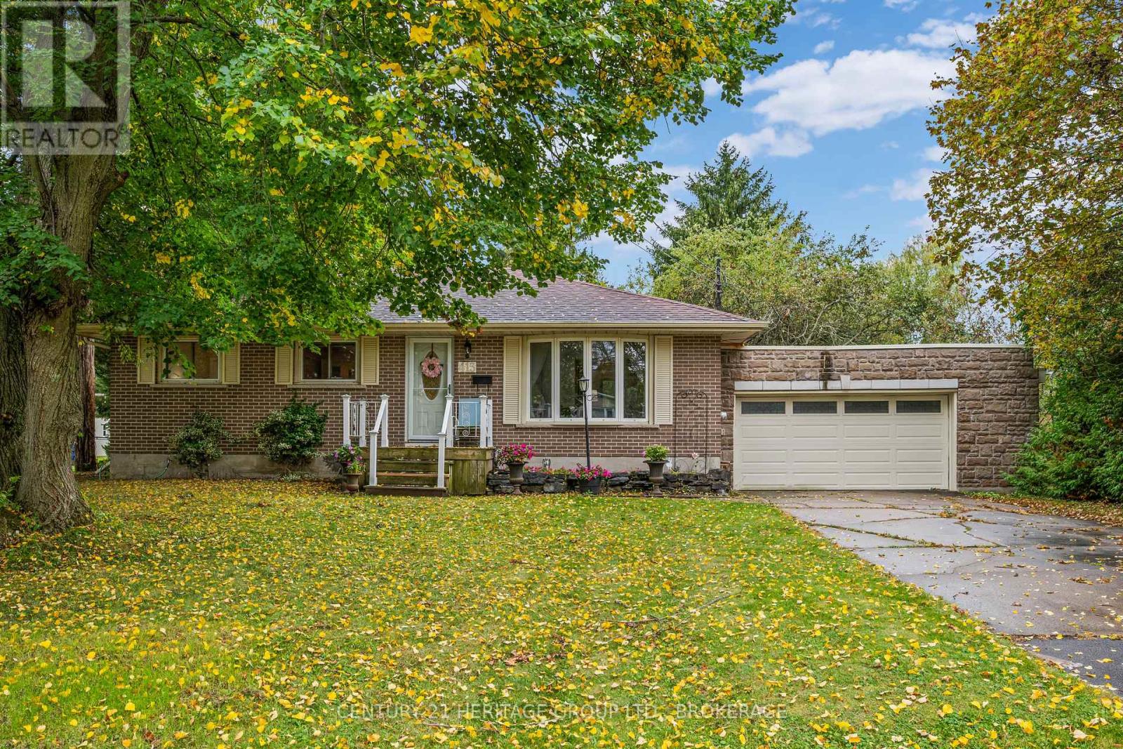 413 MAPLE RIDGE DRIVE - 2