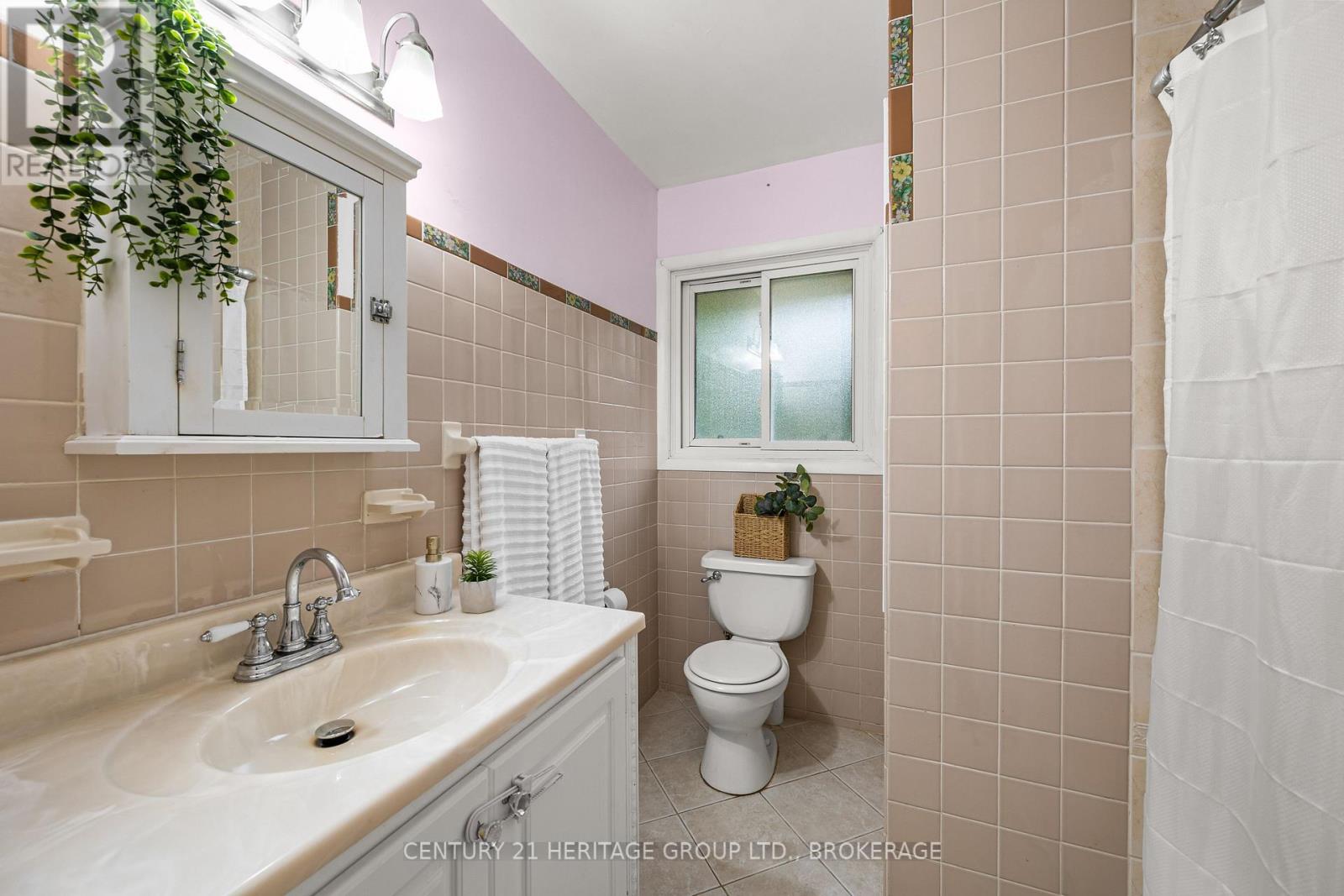 413 MAPLE RIDGE DRIVE - 25