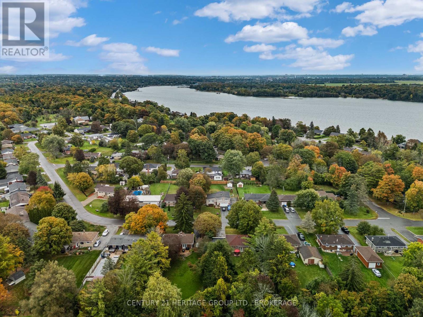 413 MAPLE RIDGE DRIVE - 43