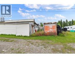 Kitchen of 9922 HART HIGHWAY · Prince George, BC