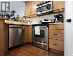 118 Silkstone Road W - photo 8