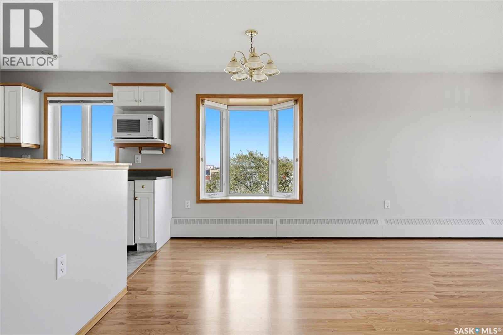 #402 205 McIntyre STREET N - 15