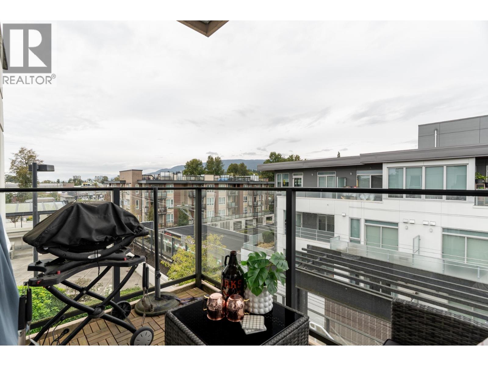 Photo of 413 317 BEWICKE AVENUE 23