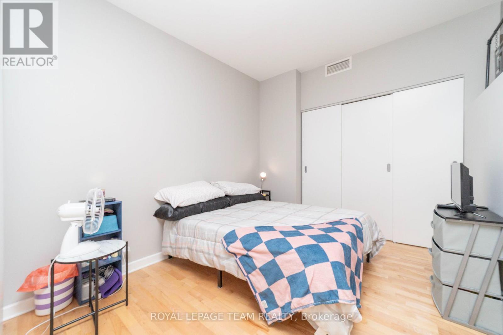 209 - 180 YORK STREET, Ottawa — photo 6