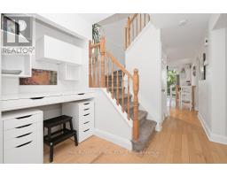 Kitchen - 11 Avonhurst Avenue, Ottawa, ON K2J4K9 Photo 6
