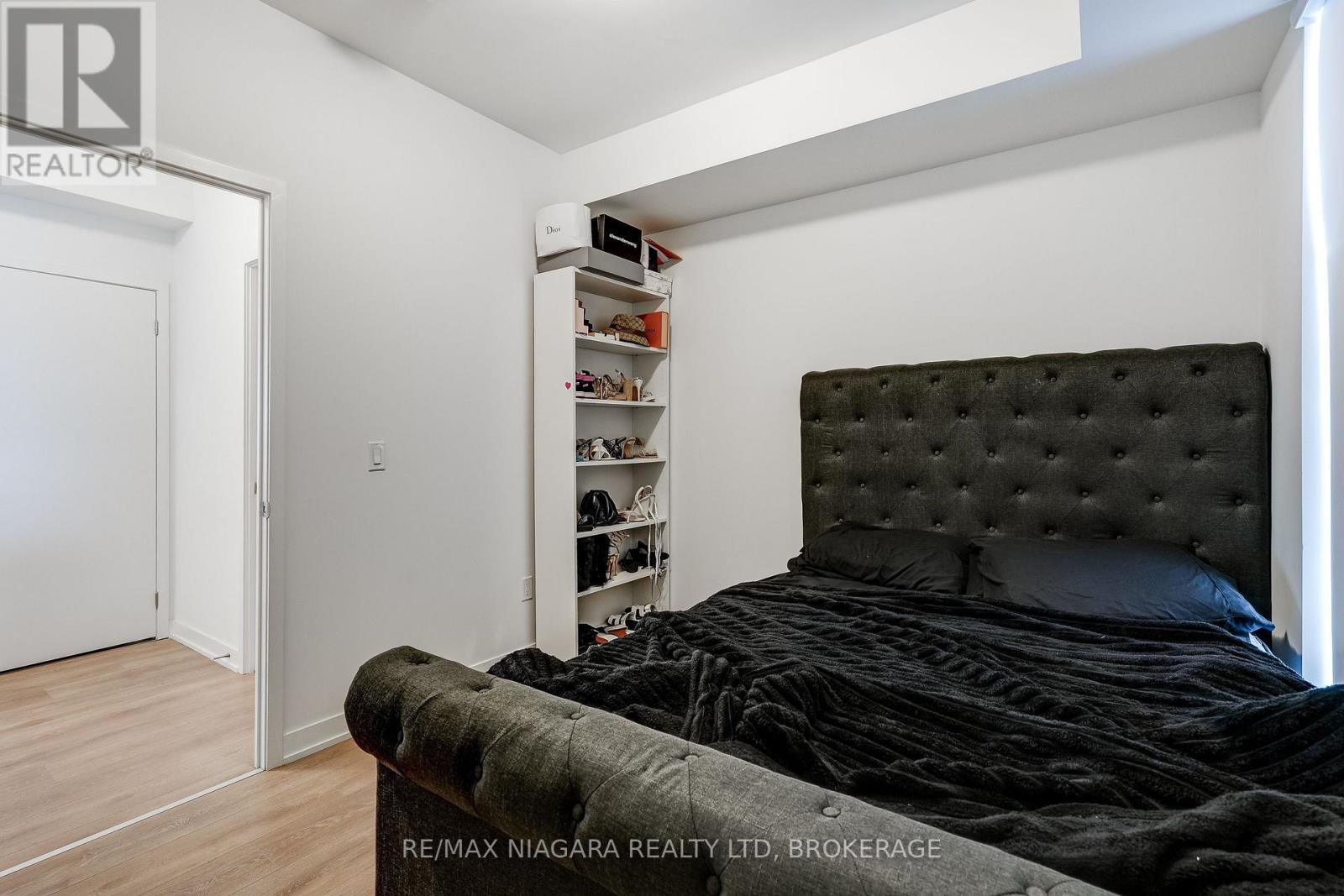 #1419 10 ABEJA STREET - 16