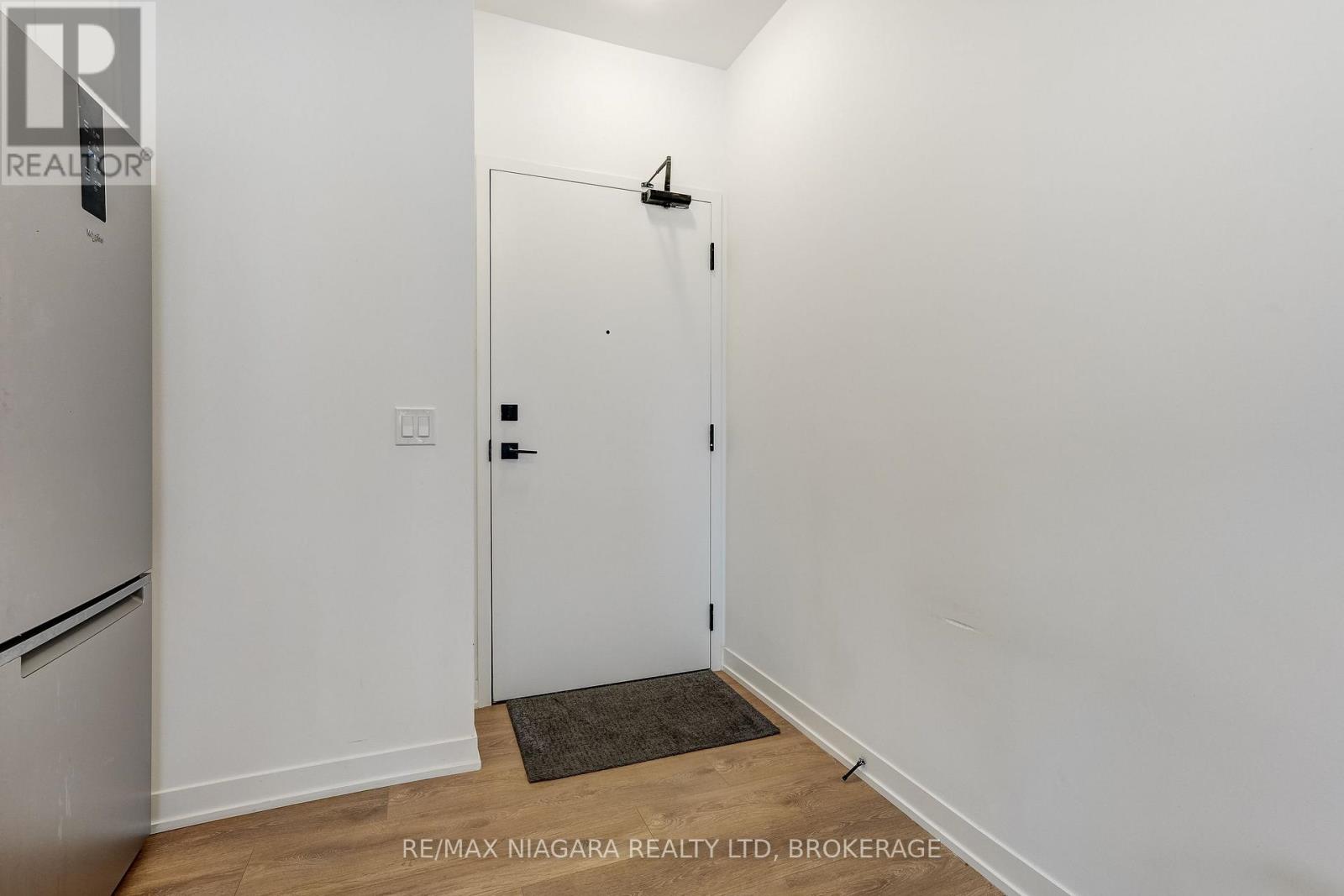 #1419 10 ABEJA STREET - 8