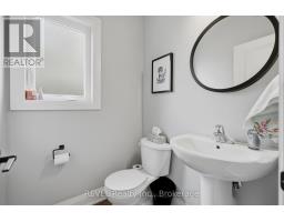 Bathroom - 11 Lymburner Street, Pelham, ON L0S1E6 Photo 6