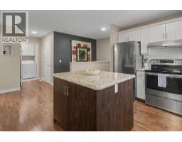 138 Hawkstone Manor NW - photo 4
