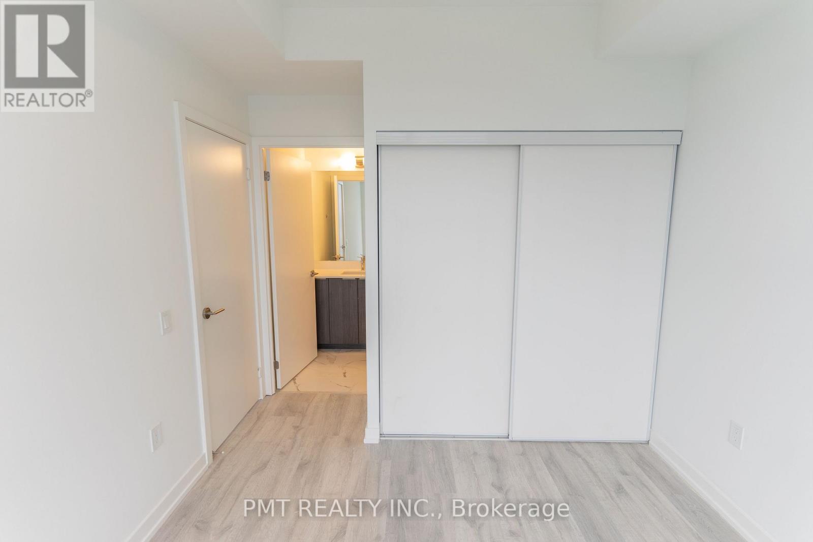 N2610 - 7 GOLDEN LION HEIGHTS, Toronto (Newtonbrook East) — photo 6