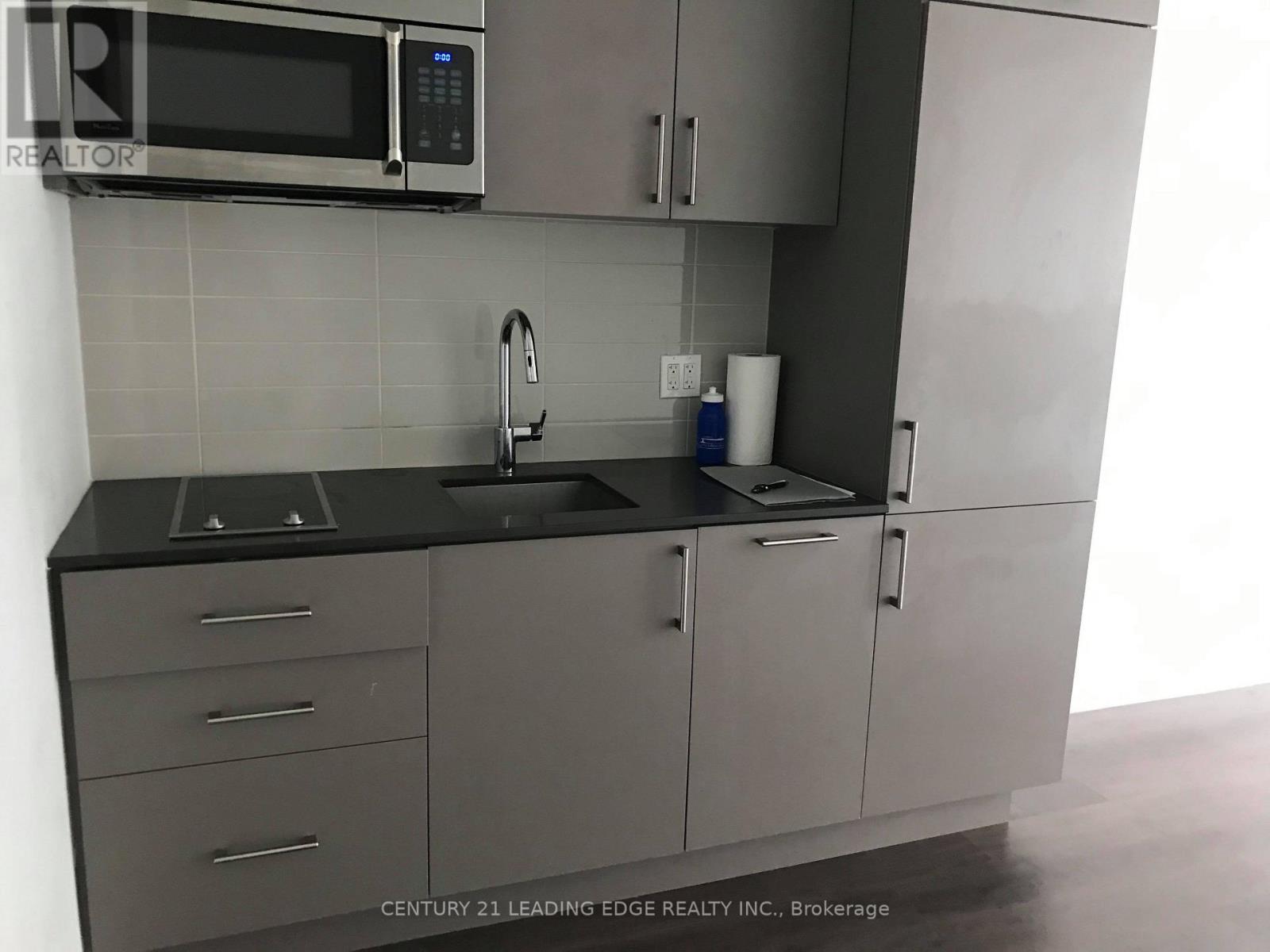1116W - 27 BATHURST STREET, Toronto (Waterfront Communities) — photo 2