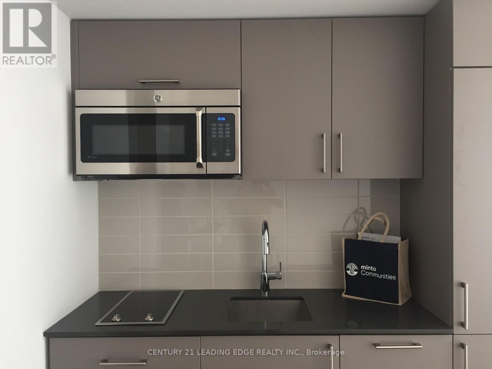 1116W - 27 BATHURST STREET, Toronto (Waterfront Communities) — photo 3