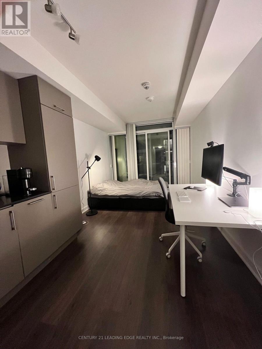 1116W - 27 BATHURST STREET, Toronto (Waterfront Communities) — photo 5