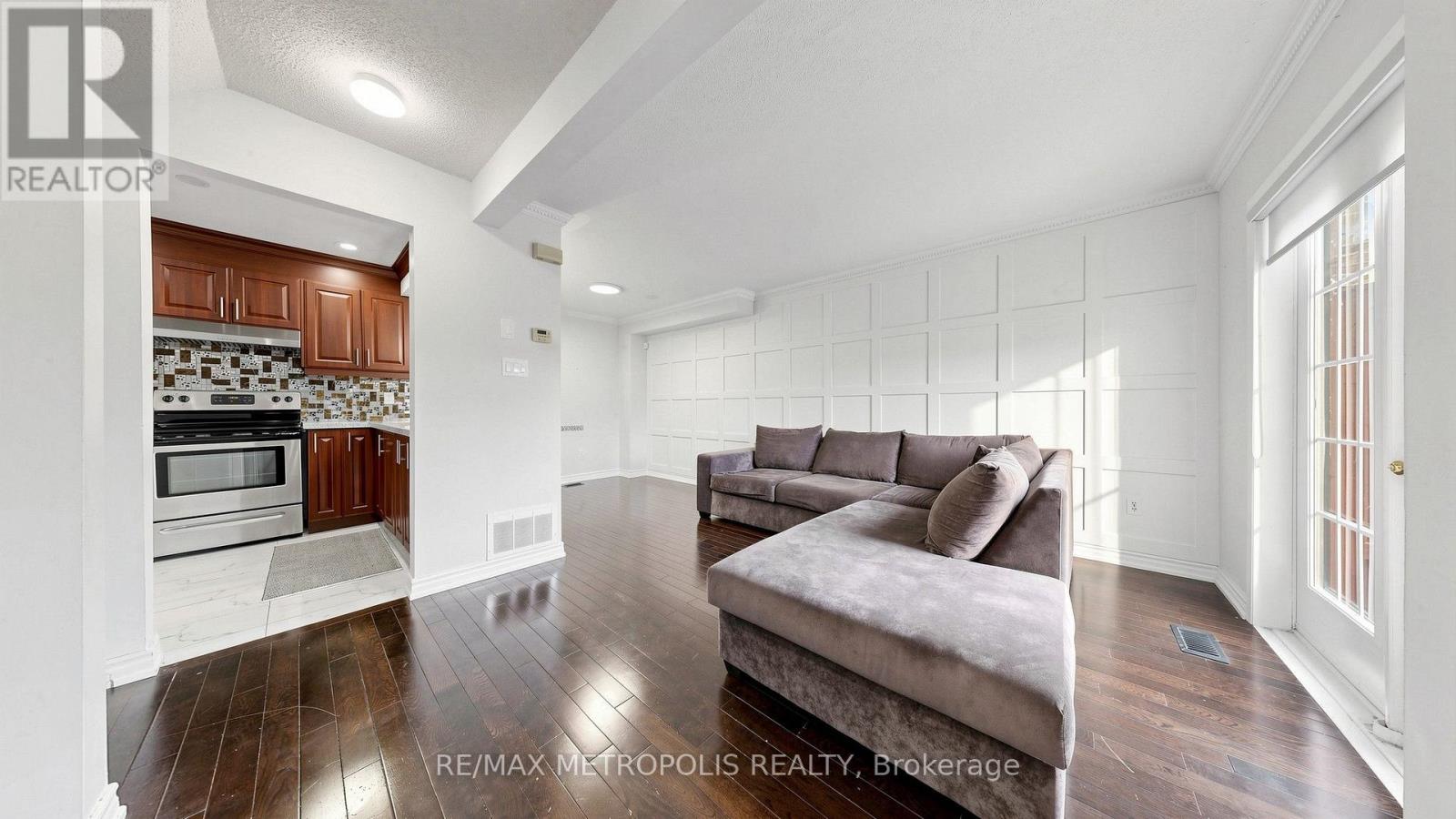 123 - 2 HEDGE END ROAD, Toronto (Rouge) — photo 11