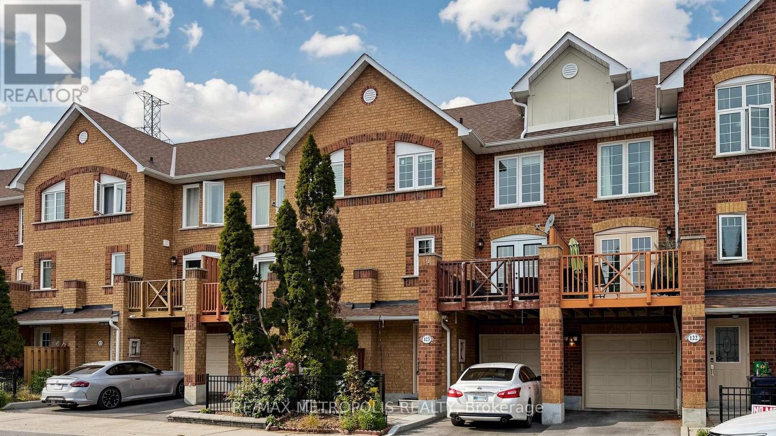 123 - 2 HEDGE END ROAD, Toronto (Rouge) — photo 2