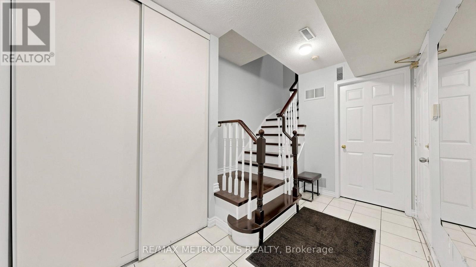 123 - 2 HEDGE END ROAD, Toronto (Rouge) — photo 6