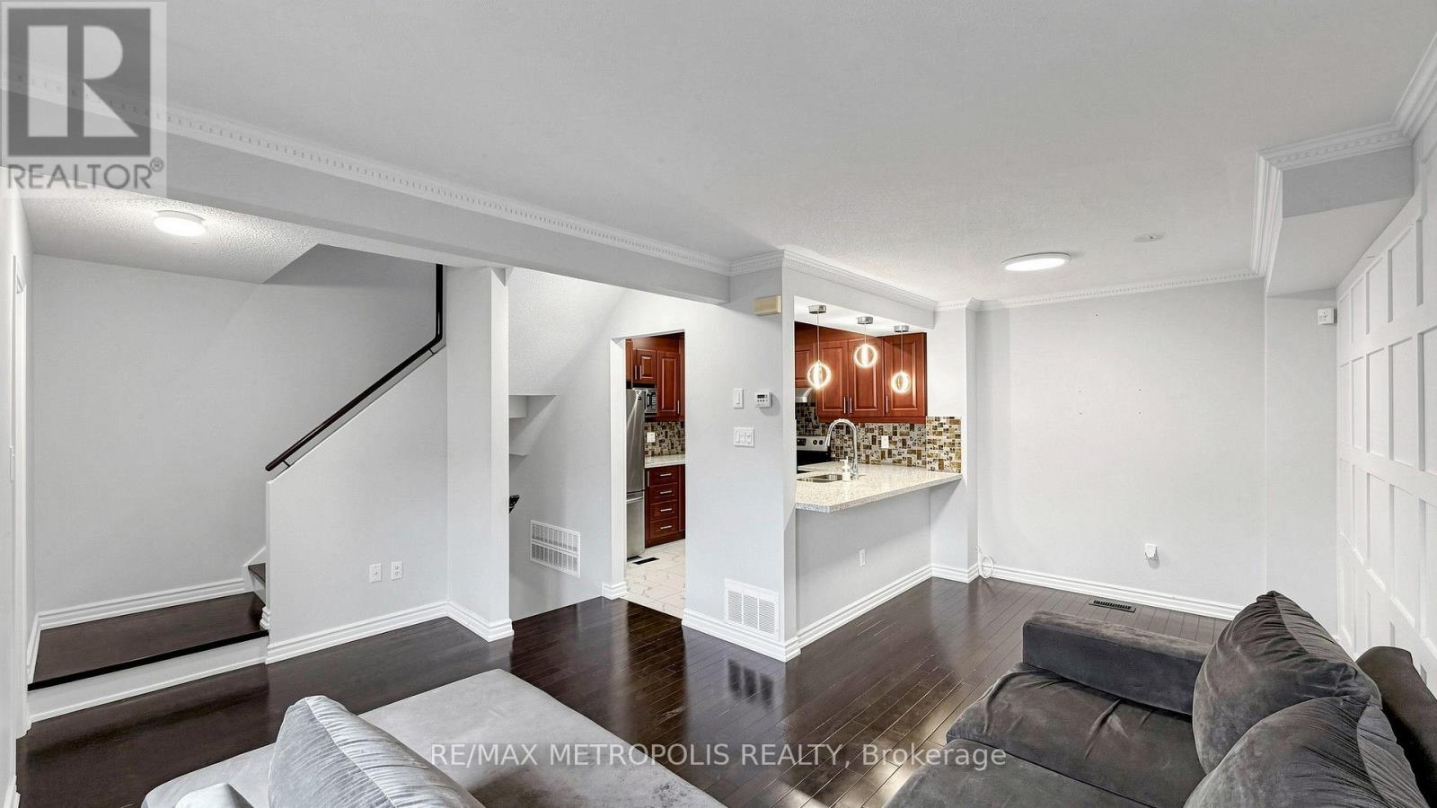 123 - 2 HEDGE END ROAD, Toronto (Rouge) — photo 8