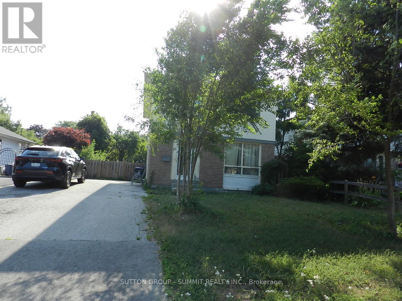 10 BALDOON ROAD, Toronto (Malvern)