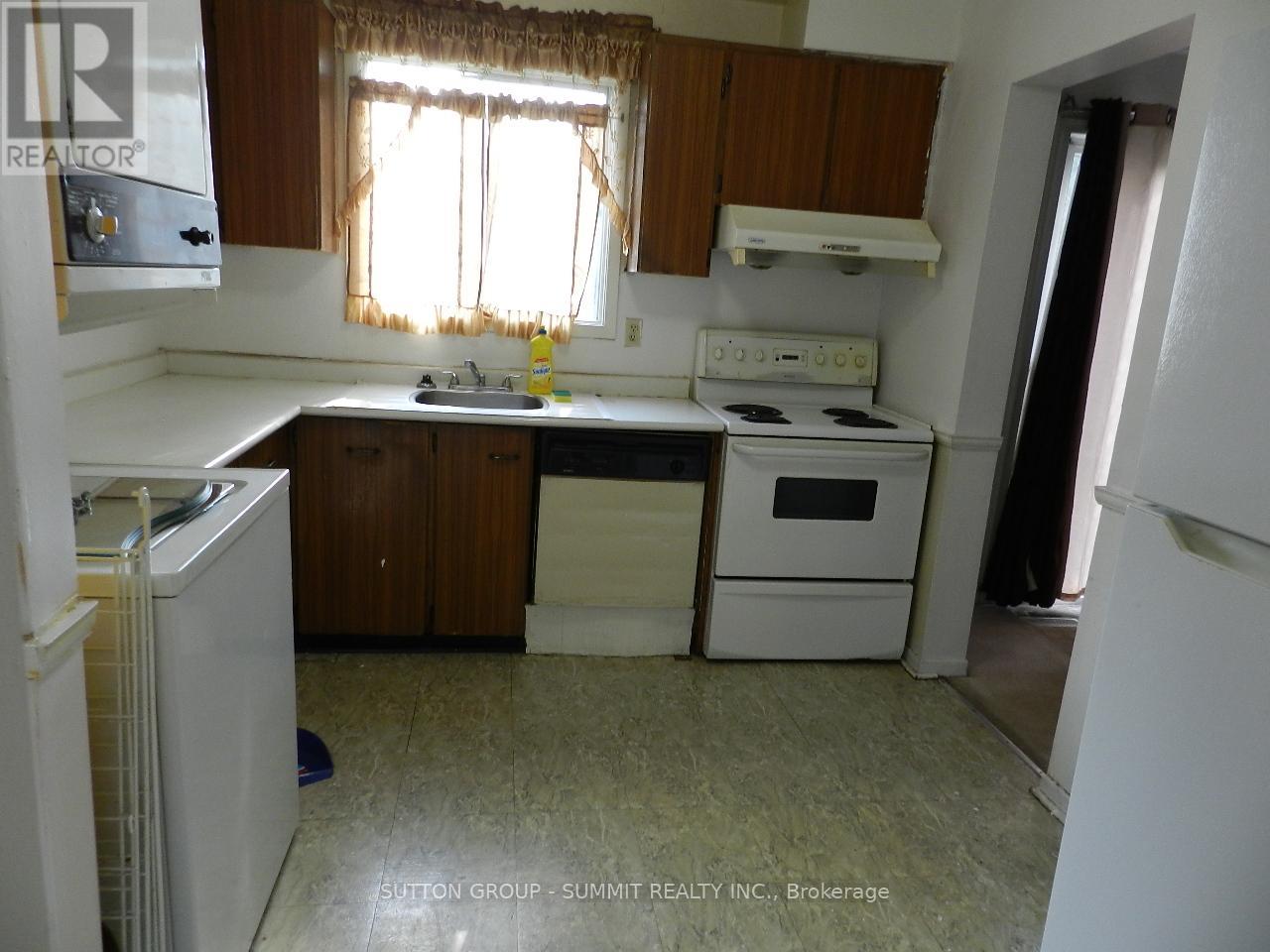 10 BALDOON ROAD, Toronto (Malvern) — photo 5