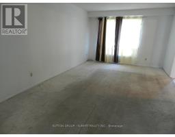 10 Baldoon Road, Toronto, ON M1B1V7 Photo 7