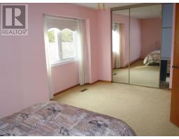 Bedroom 3 - 76 Crayford Drive, Toronto, ON M1W3B6 Photo 6