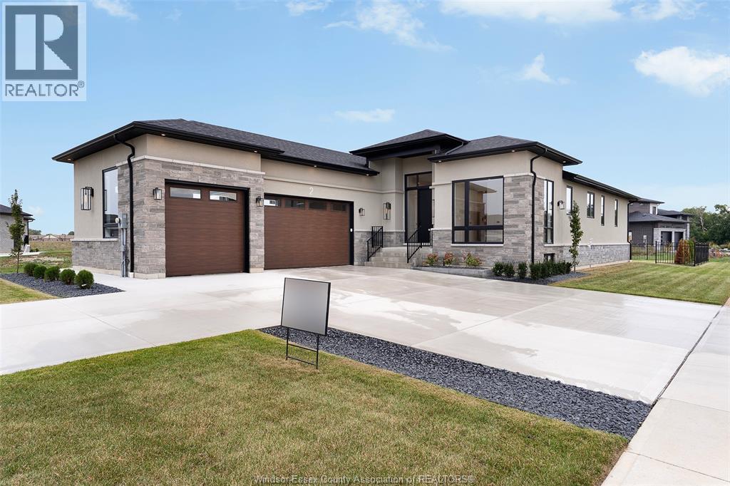 2 PEBBLE BEACH COURT, Leamington — photo 2