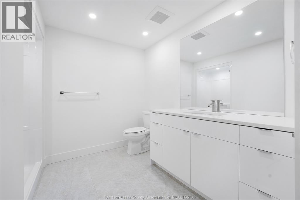 2 PEBBLE BEACH COURT - 38