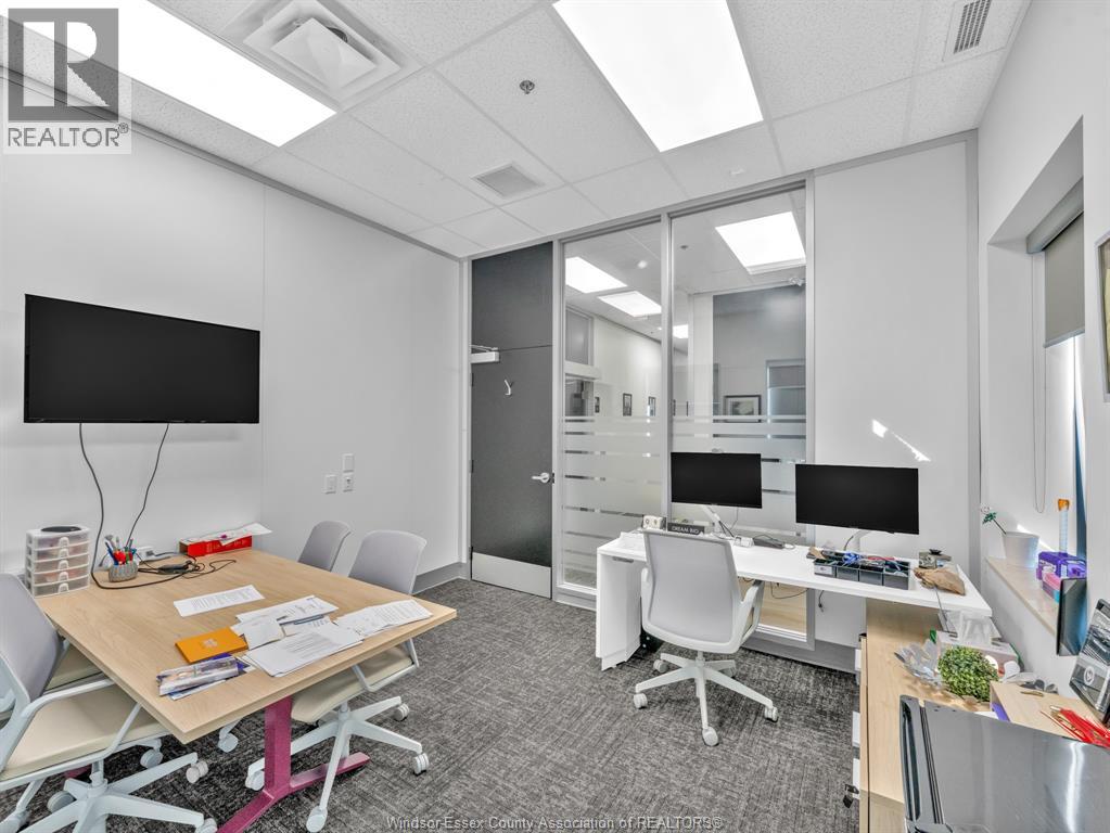 215 EUGENIE STREET West Unit# 101, Windsor — photo 12