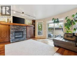 2050 47 Avenue SW - photo 10