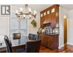 2050 47 Avenue SW - photo 13