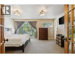2050 47 Avenue SW - photo 15