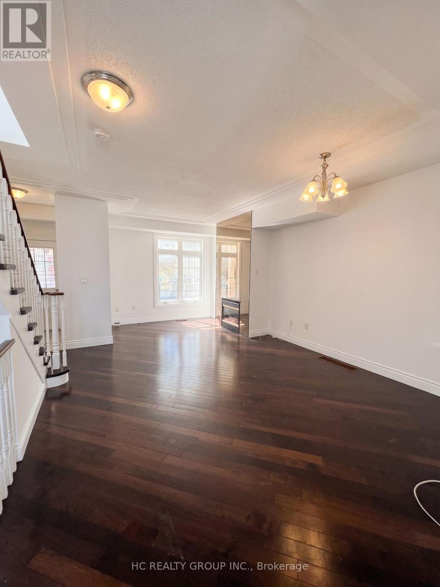 19 - 10 POST OAK DRIVE, Richmond Hill (Jefferson) — photo 3