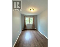 19 - 10 Post Oak Drive, Richmond Hill, ON L4E4H8 Photo 10