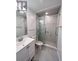 19 - 10 Post Oak Drive, Richmond Hill, ON L4E4H8 Photo 12