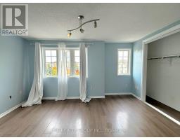 19 - 10 Post Oak Drive, Richmond Hill, ON L4E4H8 Photo 7
