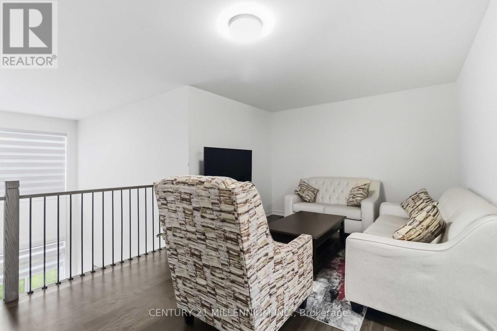 24 MAYAPPLE STREET - 8