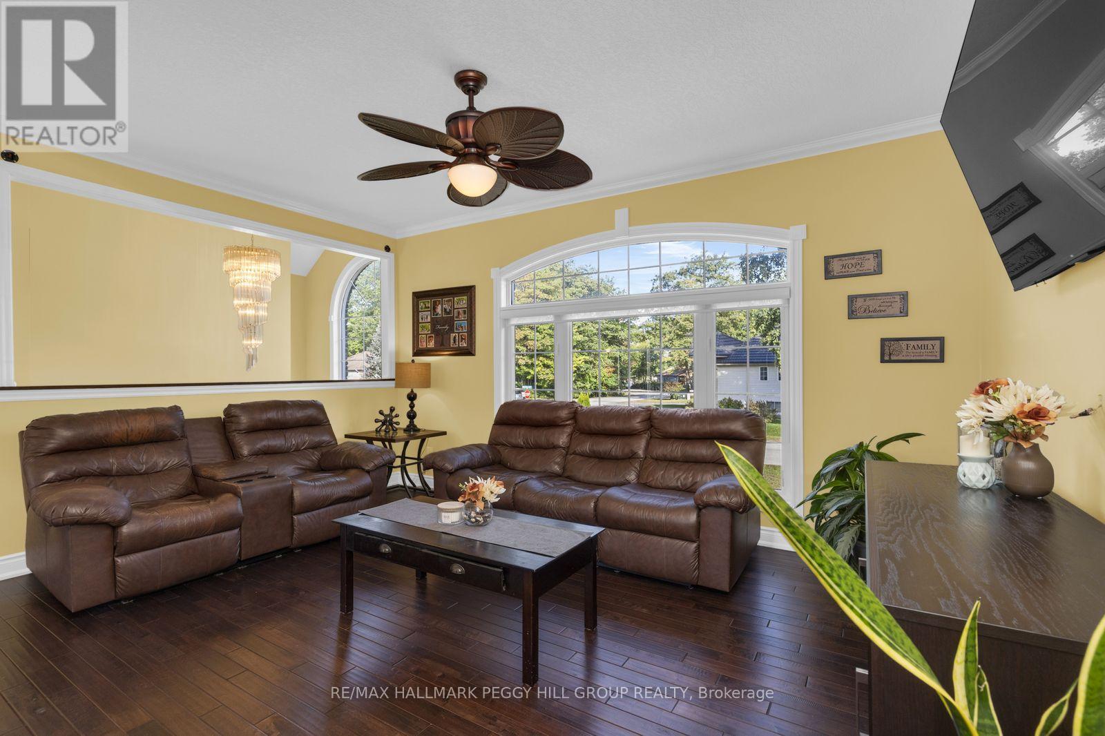 4 FATIMA COURT - 8